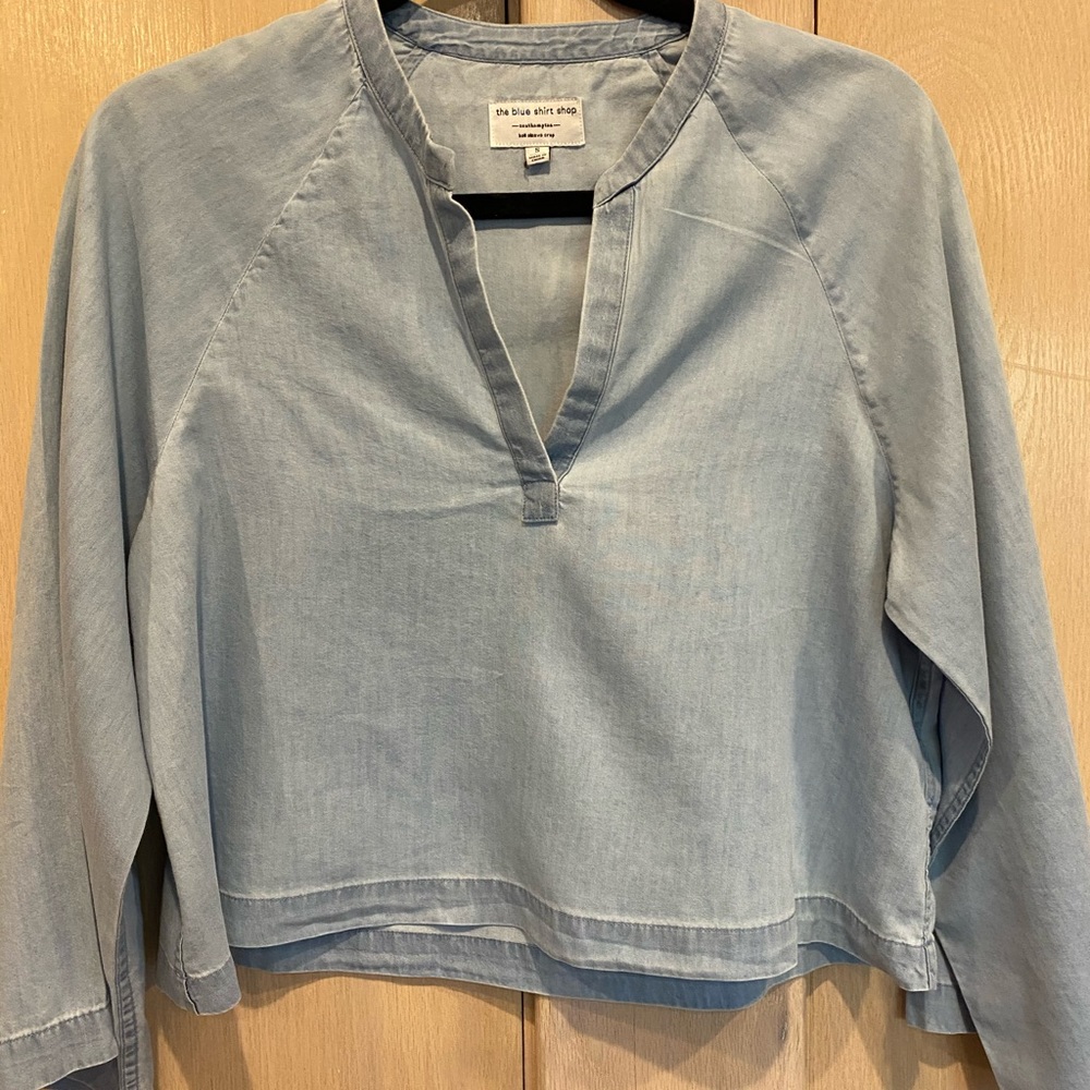The blue shirt shop top